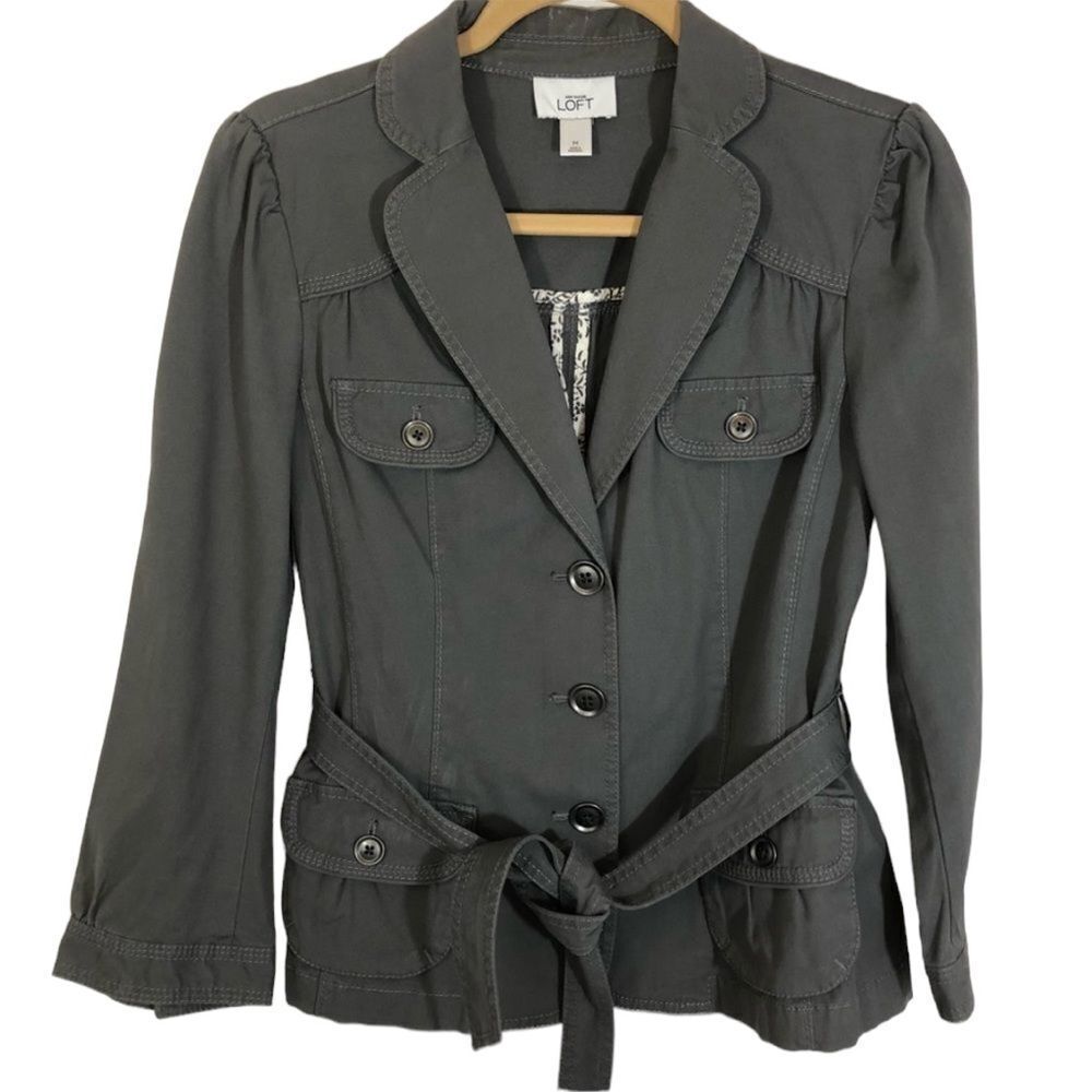 Loft Grayjacket, Size Medium - image 1